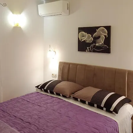 Holiday home Beautiful Home In Lokva Rogoznica With Wifi
